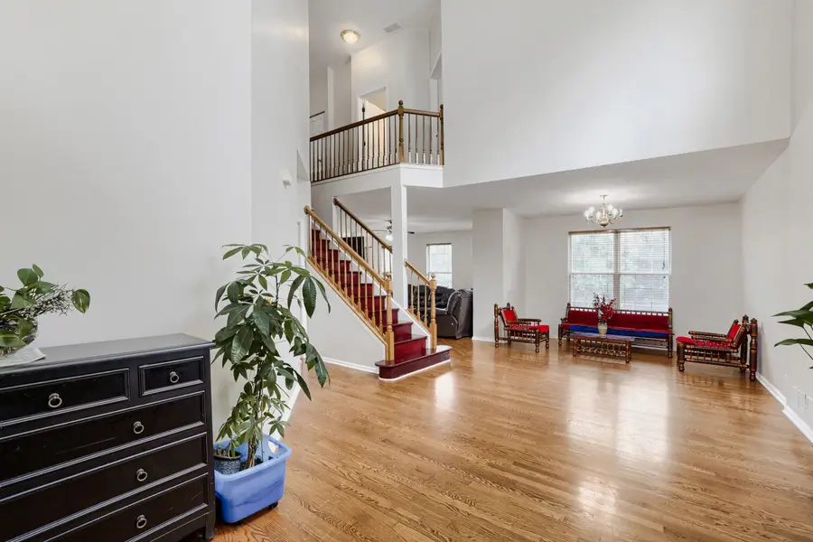 16 Clover Circle, Streamwood, IL 60107 - #2