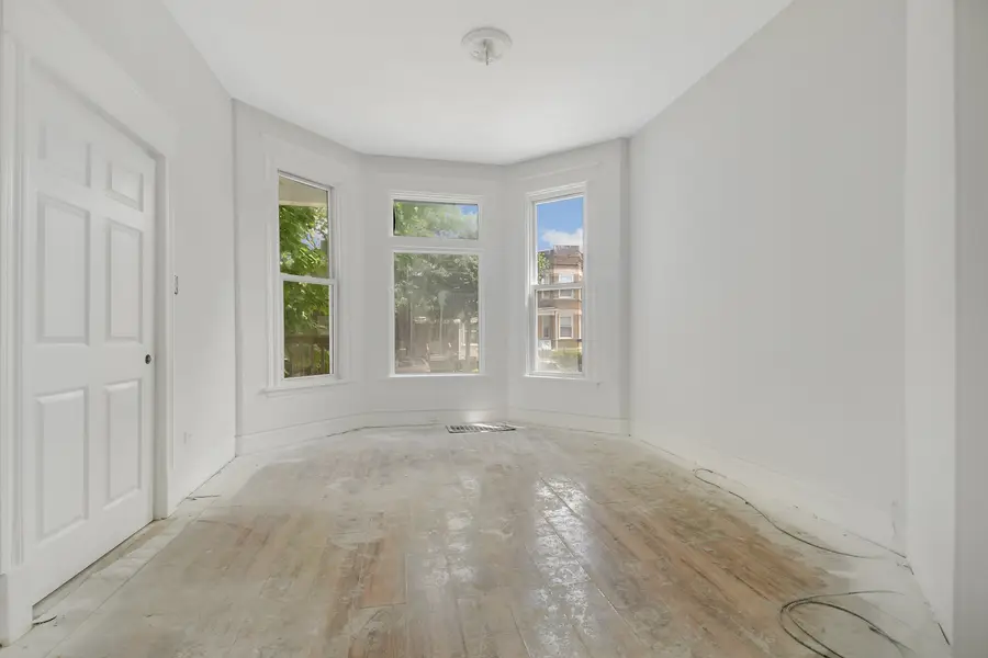 210 N Laramie Avenue, Chicago, IL 60644 - #2