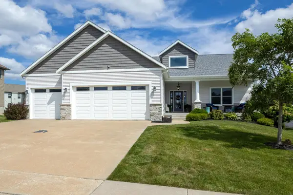 5789 Texas Drive, Bettendorf, IA 52722