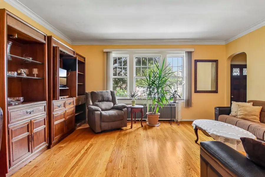 2842 N Mont Clare Avenue, Chicago, IL 60634 - #3