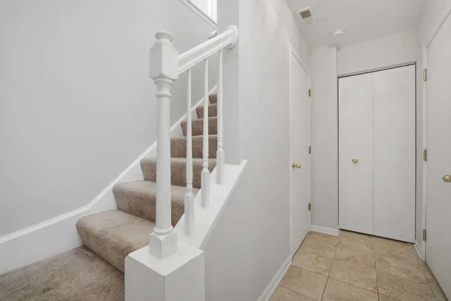 1911 N Silver Lake Road, Arlington Heights, IL 60004 - #2