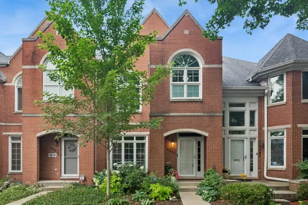 4265 W Thorndale Avenue, Chicago, IL 60646