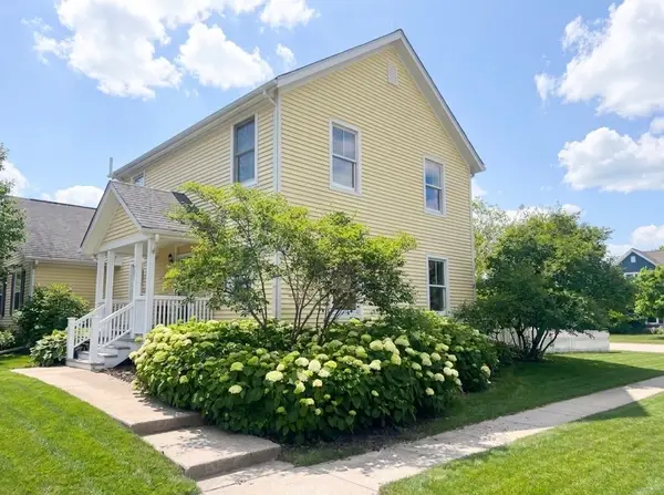 1501 Amos Bennett Street, Grayslake, IL 60030