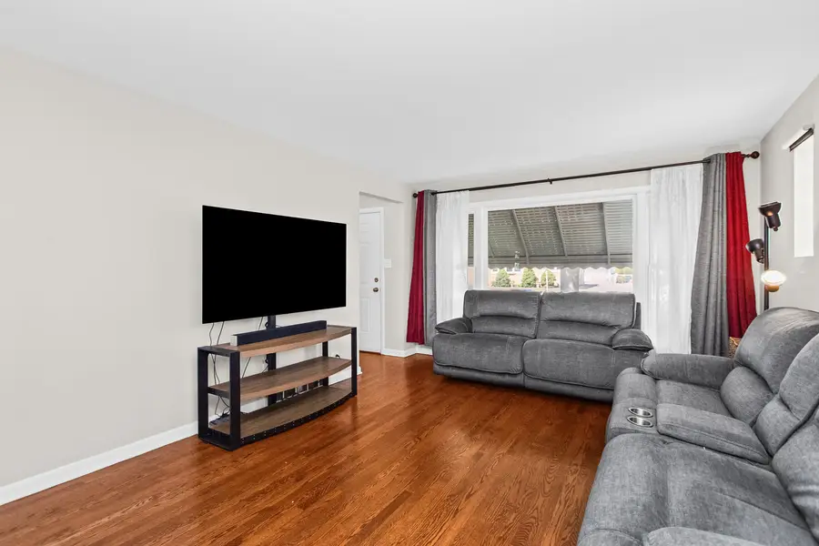 4835 N Nordica Avenue, Chicago, IL 60656 - #2