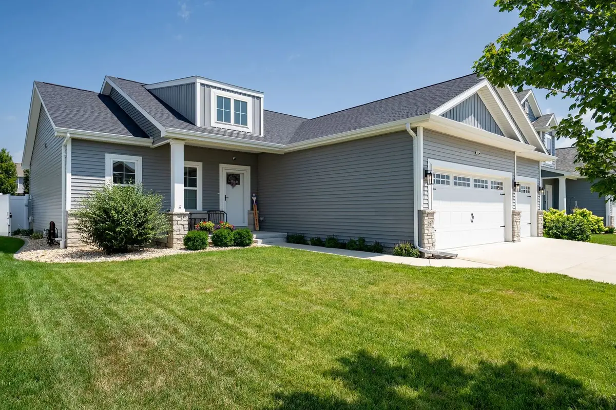 16 Stonehouse Court, Bloomington, IL 61705 - #1