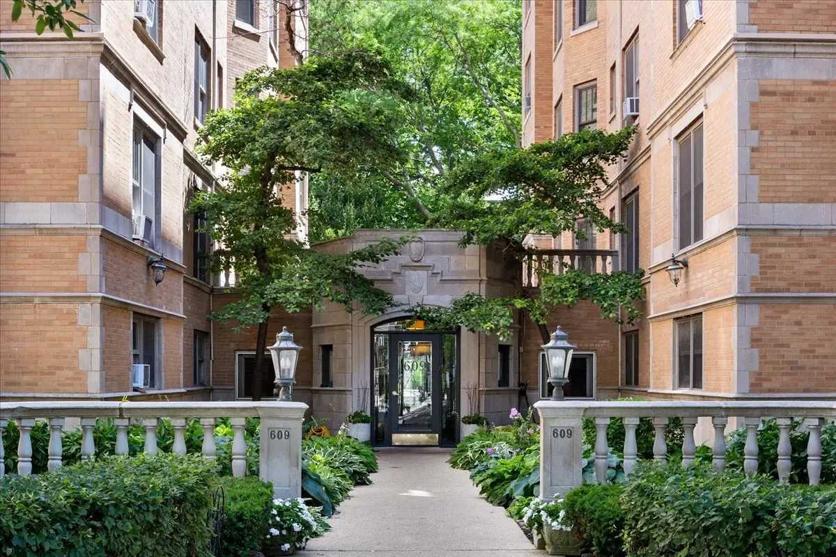 609 W Stratford Place #7C, Chicago, IL 60657 - #1