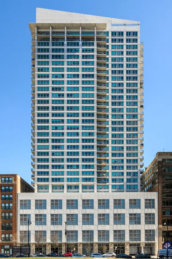 701 S Wells Street #804, Chicago, IL 60607
