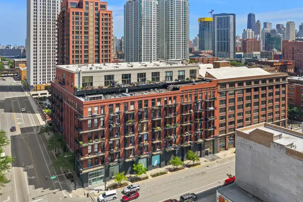 Address Withheld By Seller, Chicago, IL 60661
