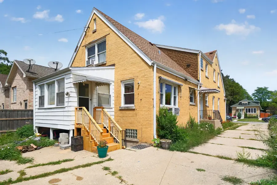 2642 N Nordica Avenue, Chicago, IL 60707 - #3