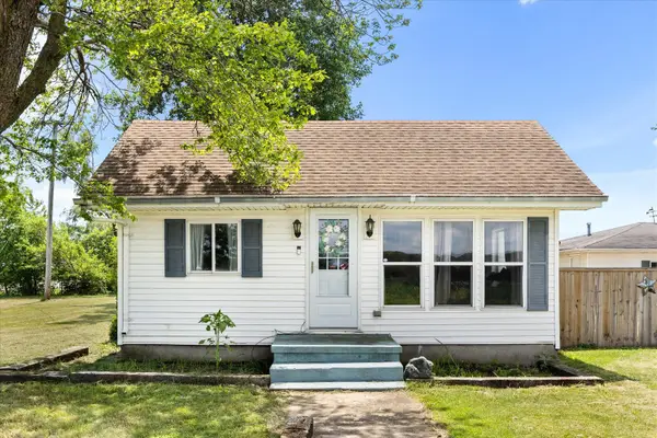 4952 E 3150 North Road, Streator, IL 61364