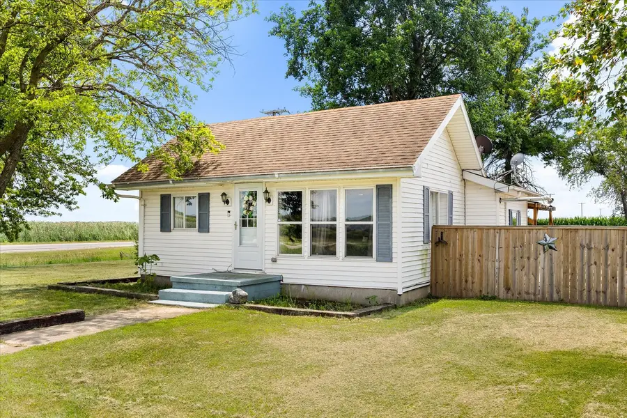 4952 E 3150 North Road, Streator, IL 61364 - #3