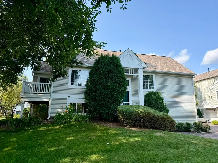 99 Cantal Court, Wheeling, IL 60090 - #2