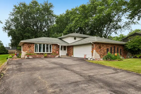 221 S Anderson Road, New Lenox, IL 60451