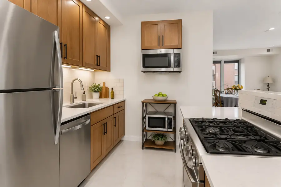 515 Main Street #401, Evanston, IL 60202 - #3