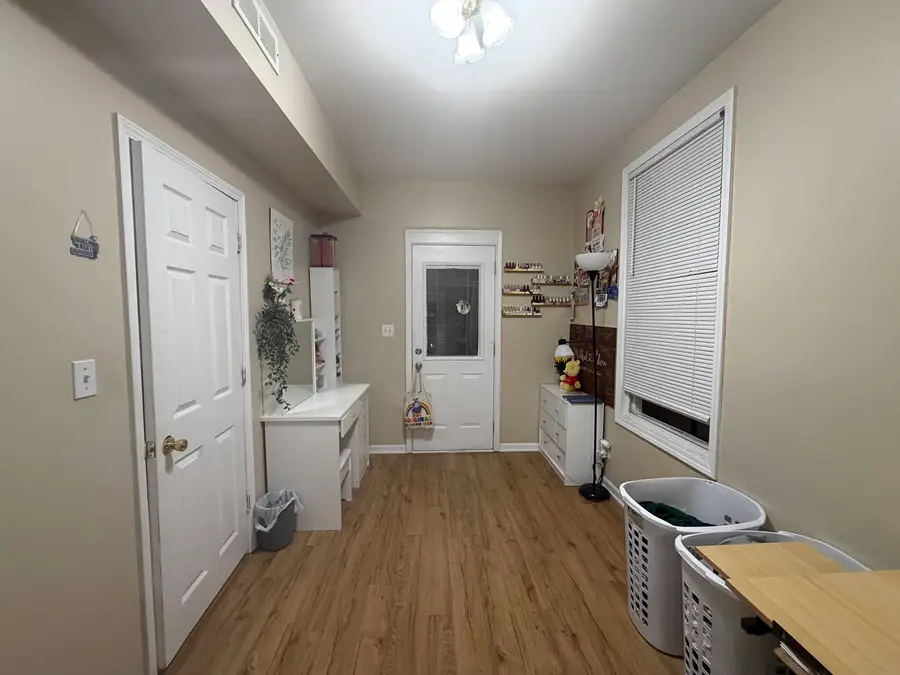 7638 W 61st Place, Summit, IL 60501 - #2