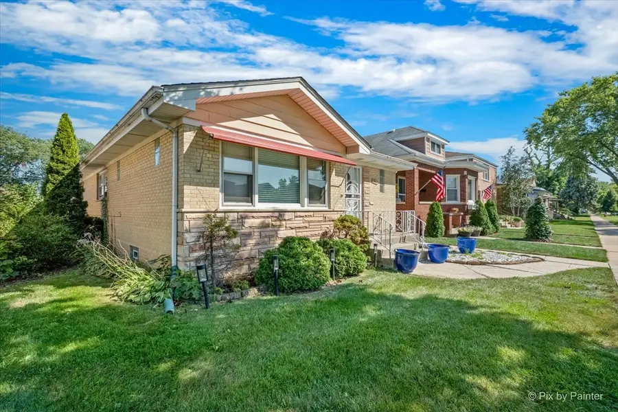 743 Newcastle Avenue, Westchester, IL 60154 - #2