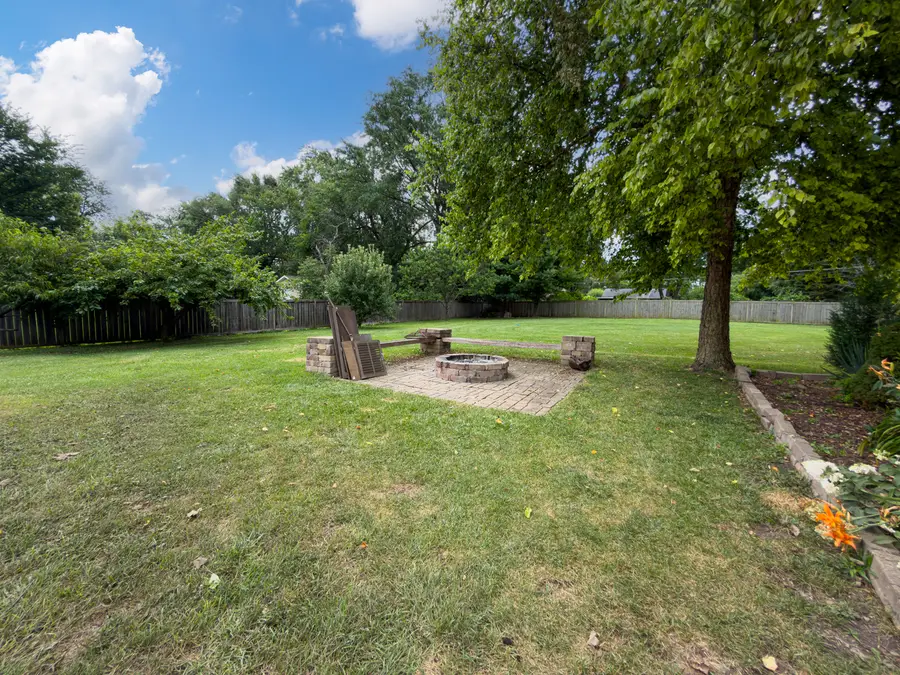 23W477 Burdette Avenue, Carol Stream, IL 60188 - #3