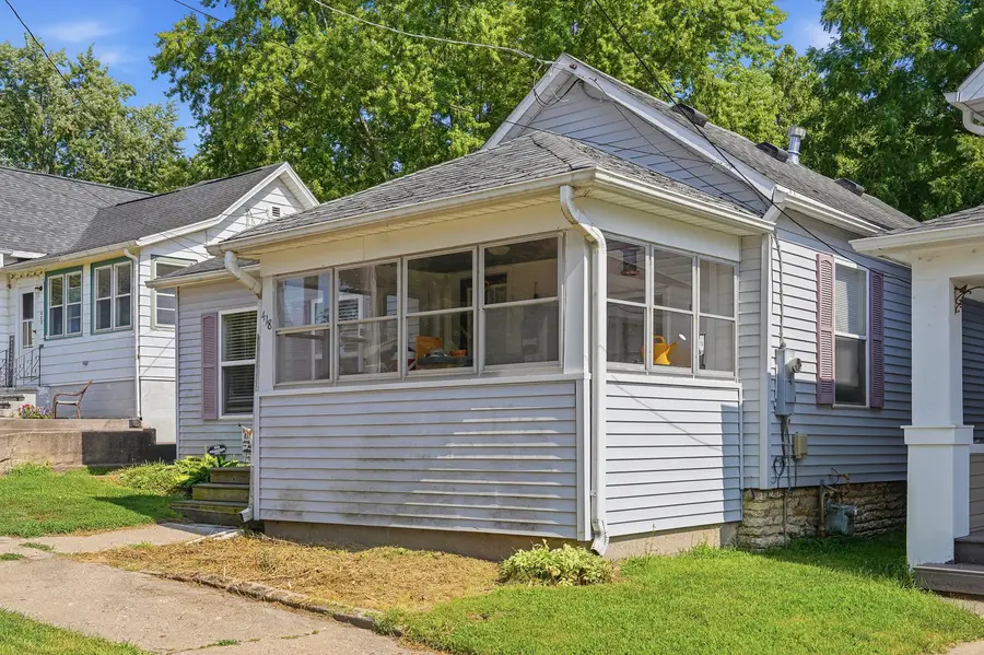 418 E 3rd Street, Dixon, IL 61021 - #2