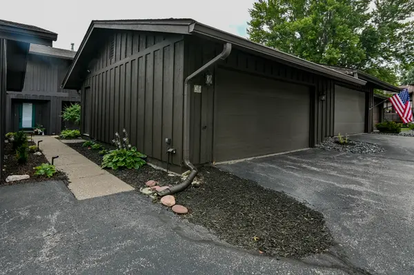 6401 Utica Ridge Road #28, Davenport, IA 52807