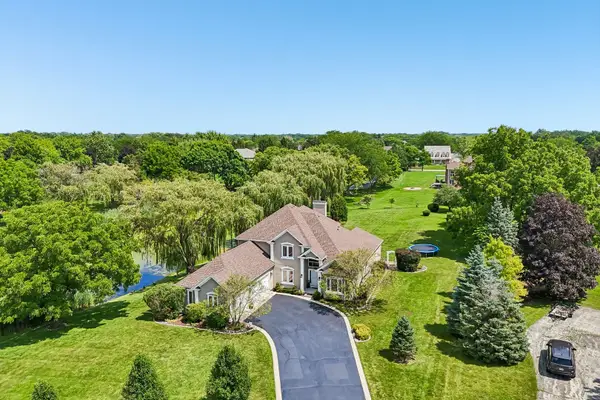 184 Bluebird Court, Hawthorn Woods, IL 60047