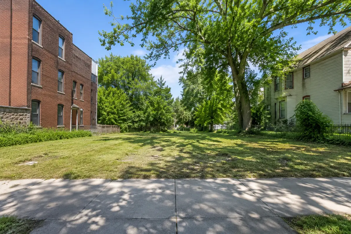 5031 S Michigan Avenue, Chicago, IL 60615 - #1