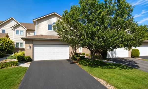 7702 Northfield Lane, Tinley Park, IL 60487