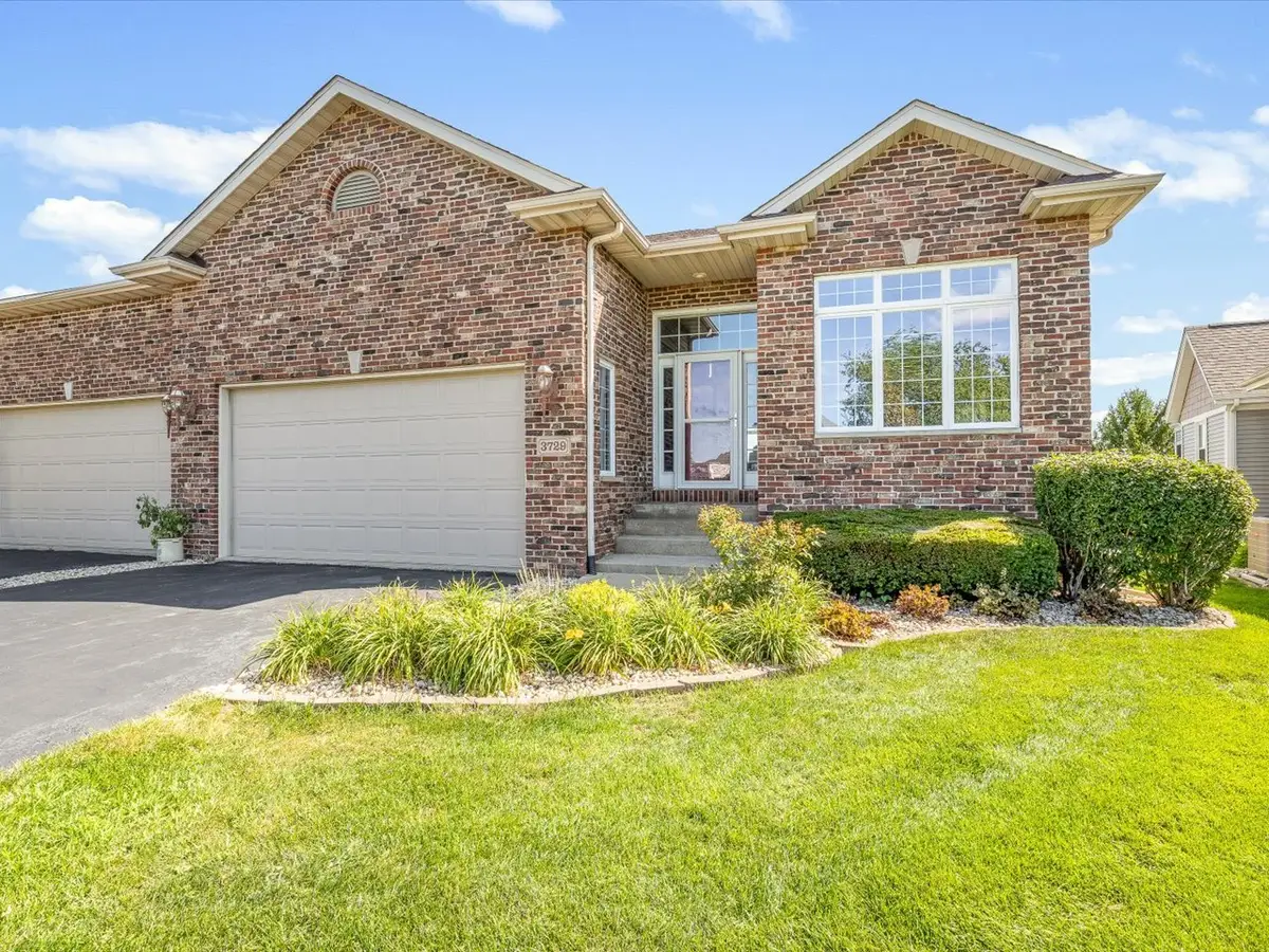 3729 Lakeview Drive, Winnebago, IL 61088 - #1