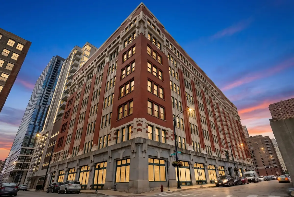 732 S Financial Place #810, Chicago, IL 60605 - #1