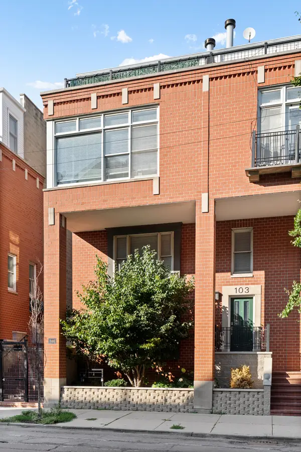 2843 N Lincoln Avenue #103, Chicago, IL 60657