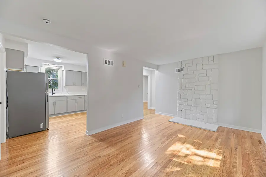 707 S Elmwood Avenue, Waukegan, IL 60085 - #2