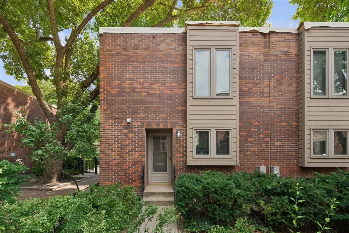 1926 N Larrabee Street, Chicago, IL 60614 - #1