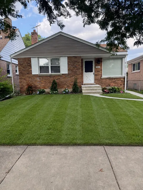 8057 S Saint Louis Avenue, Chicago, IL 60652