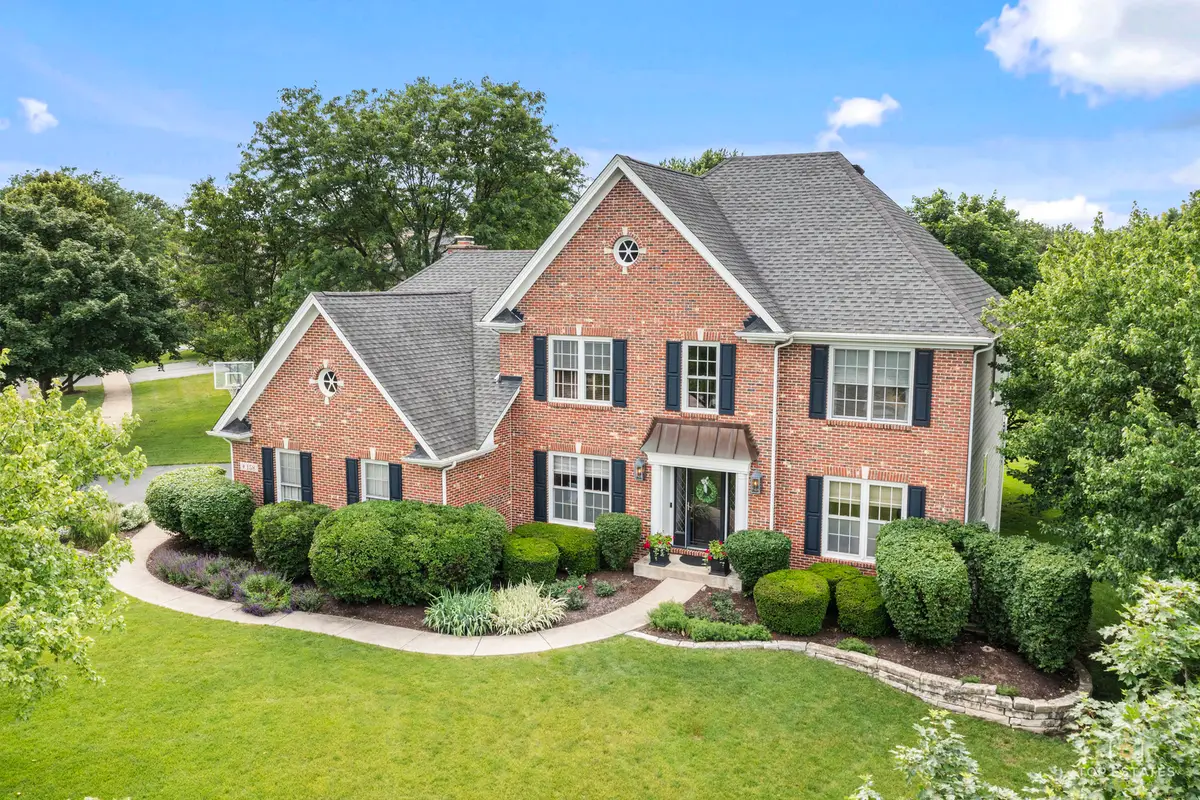 158 Derby Glen Drive, Glen Ellyn, IL 60137 - #1