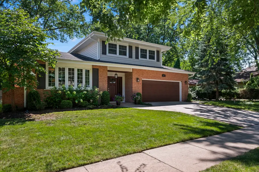 811 S Roosevelt Avenue, Arlington Heights, IL 60005 - #2