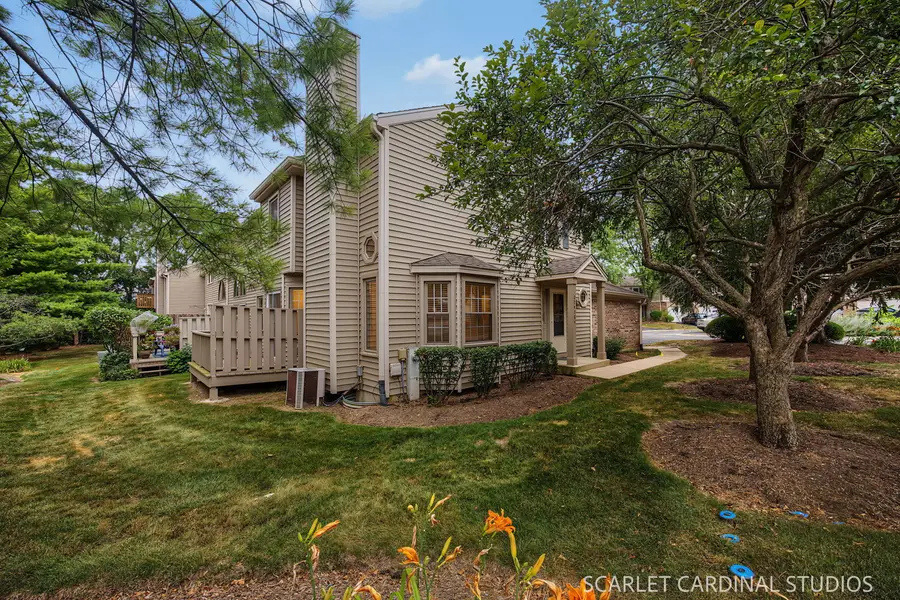 27W194 Emerson Court, Winfield, IL 60190 - #2