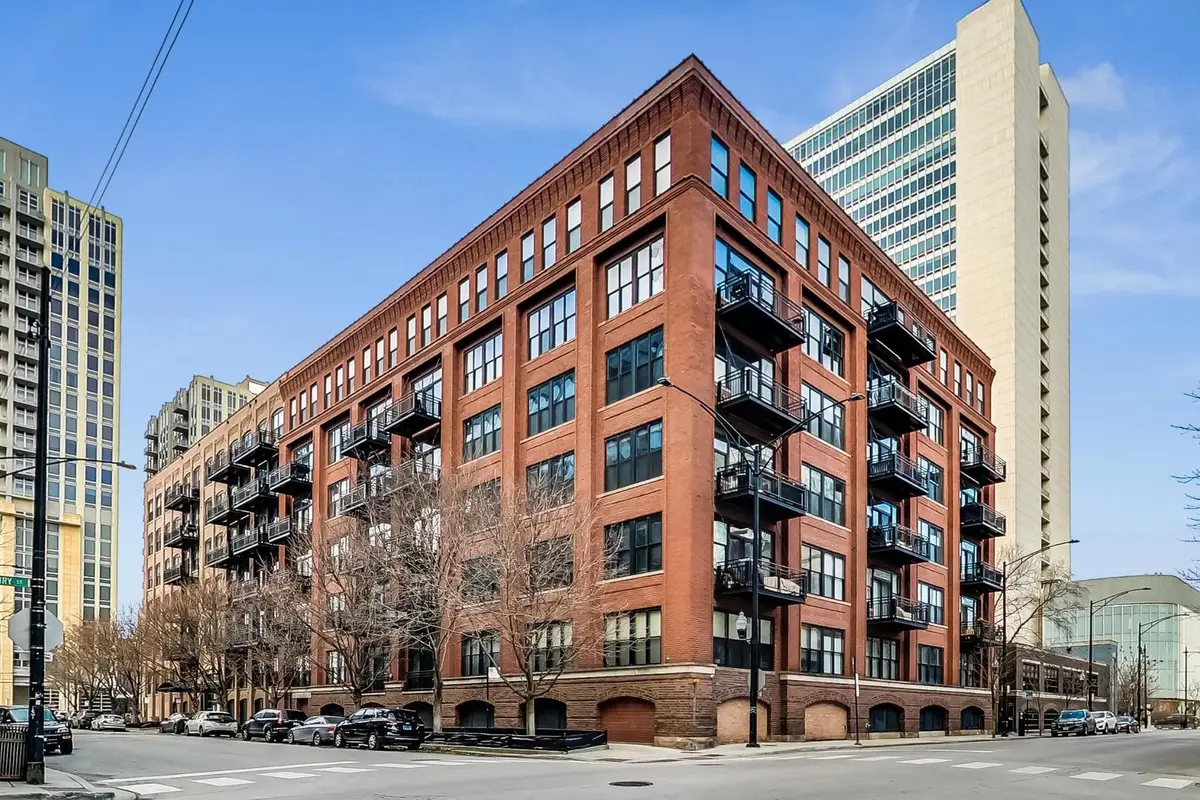 520 W Huron Street #614, Chicago, IL 60654 - #1