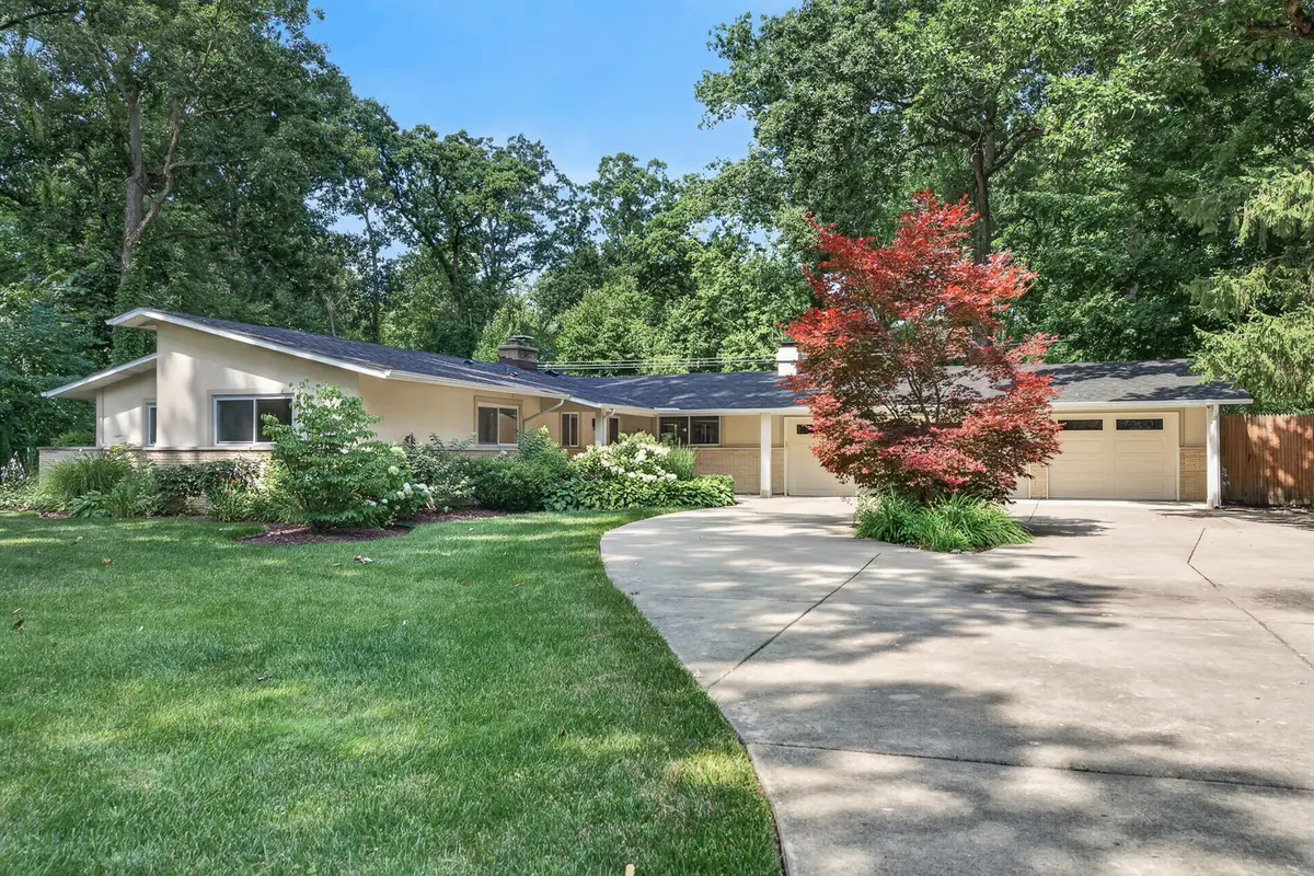 54 Oakwood Lane, Lincolnshire, IL 60069 - #1