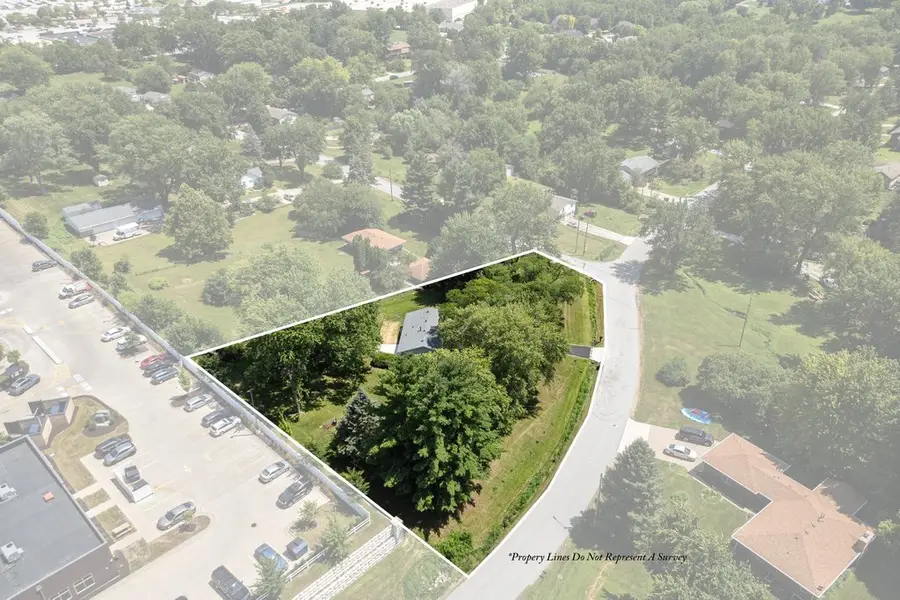 5115 Lorton Avenue, Davenport, IA 52807 - #3