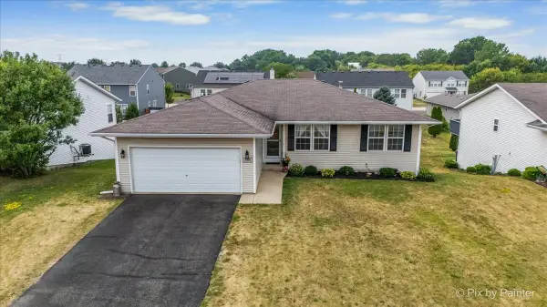 8358 Crooked Bend Road, Machesney Park, IL 61115