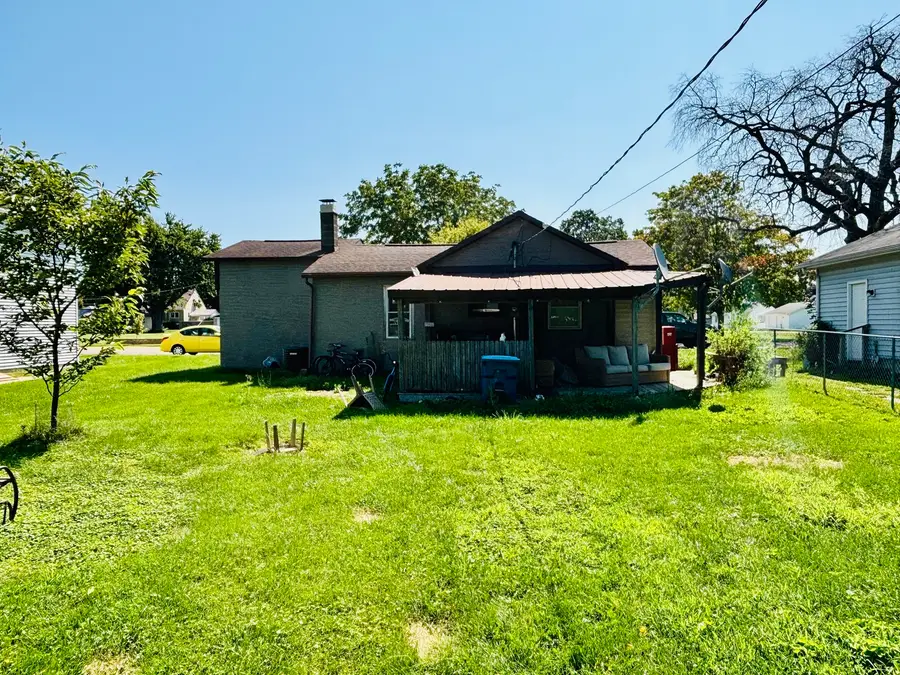 130 S Iowa Avenue, Ladd, IL 61329 - #3