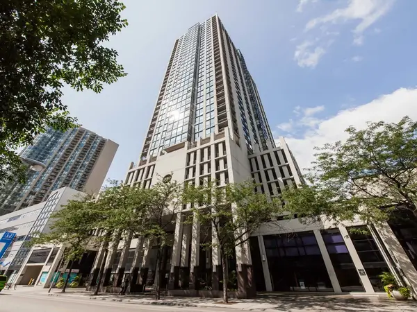 1122 N Clark Street #716, Chicago, IL 60610