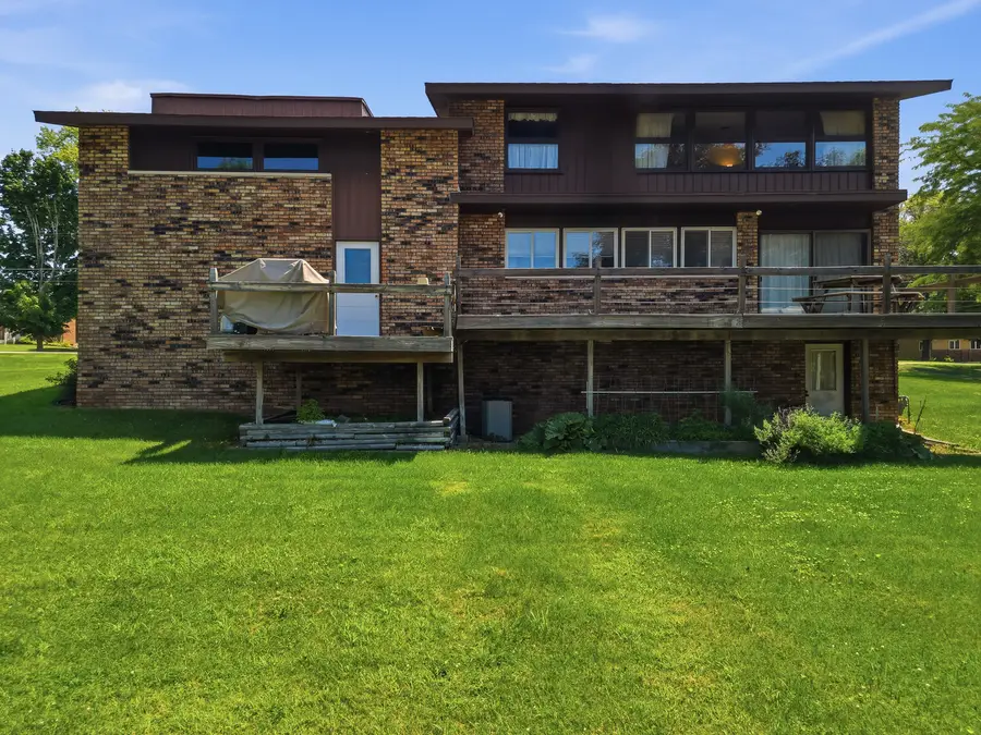 15721 Lakeside Drive, Sterling, IL 61081 - #3