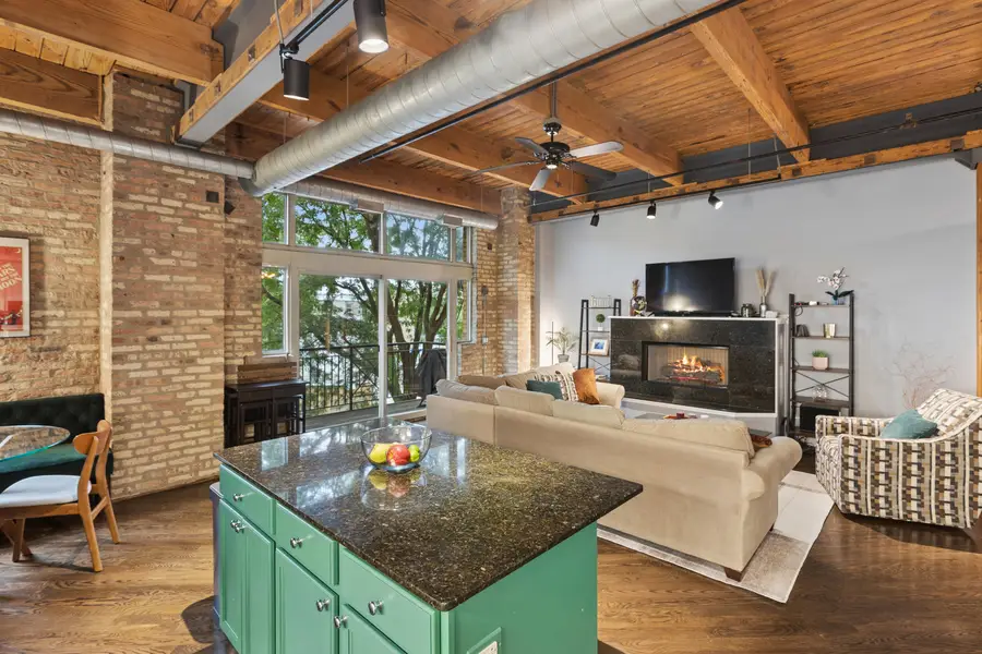 3900 N Claremont Avenue #205, Chicago, IL 60618 - #3