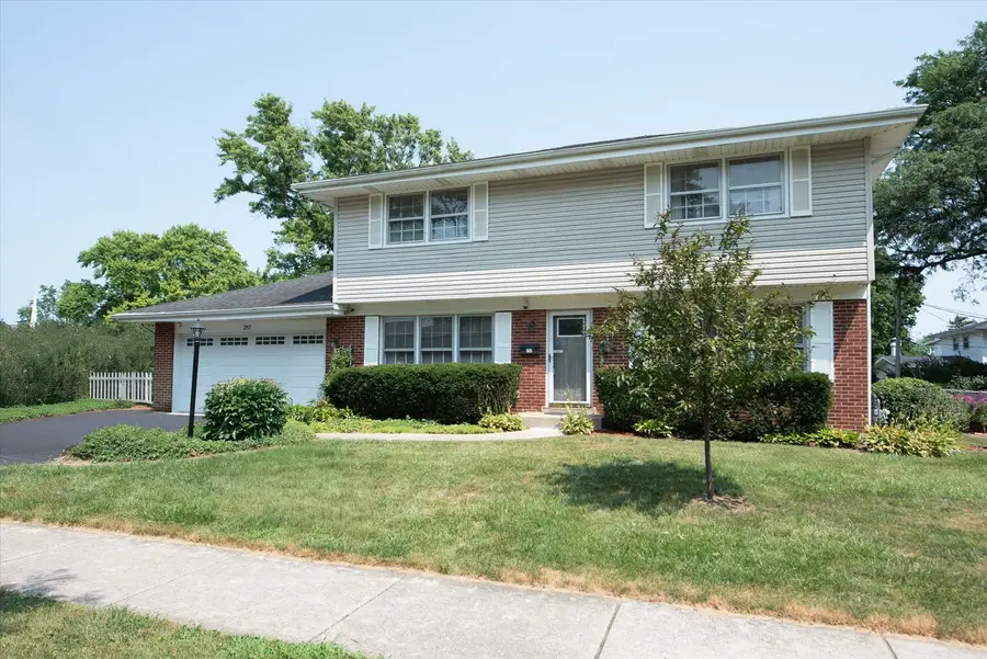 257 Beau Drive, Des Plaines, IL 60016 - #2