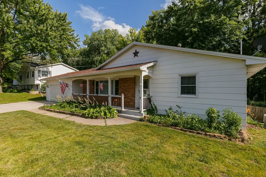 630 84th Avenue, Rock Island, IL 61201 - #2