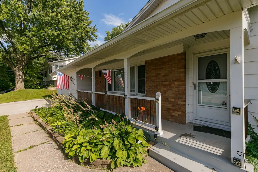 630 84th Avenue, Rock Island, IL 61201 - #3
