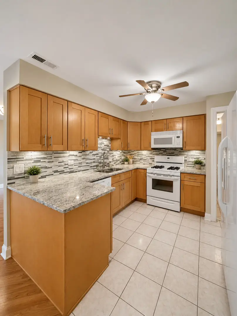 10640 S Brooklodge Lane #2B, Palos Hills, IL 60465 - #2
