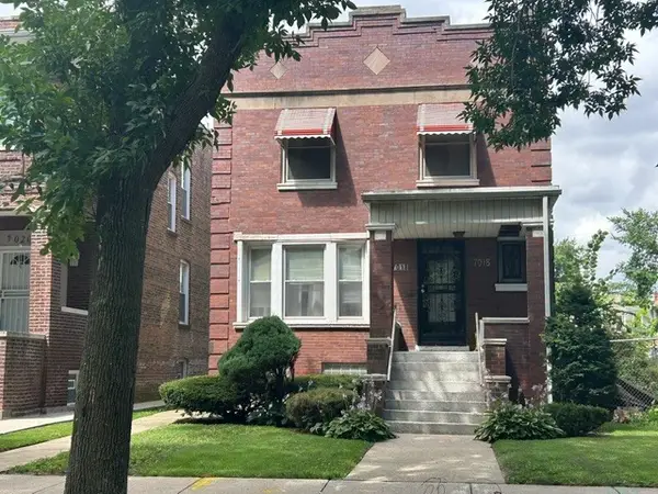 7018 S Calumet Avenue, Chicago, IL 60637