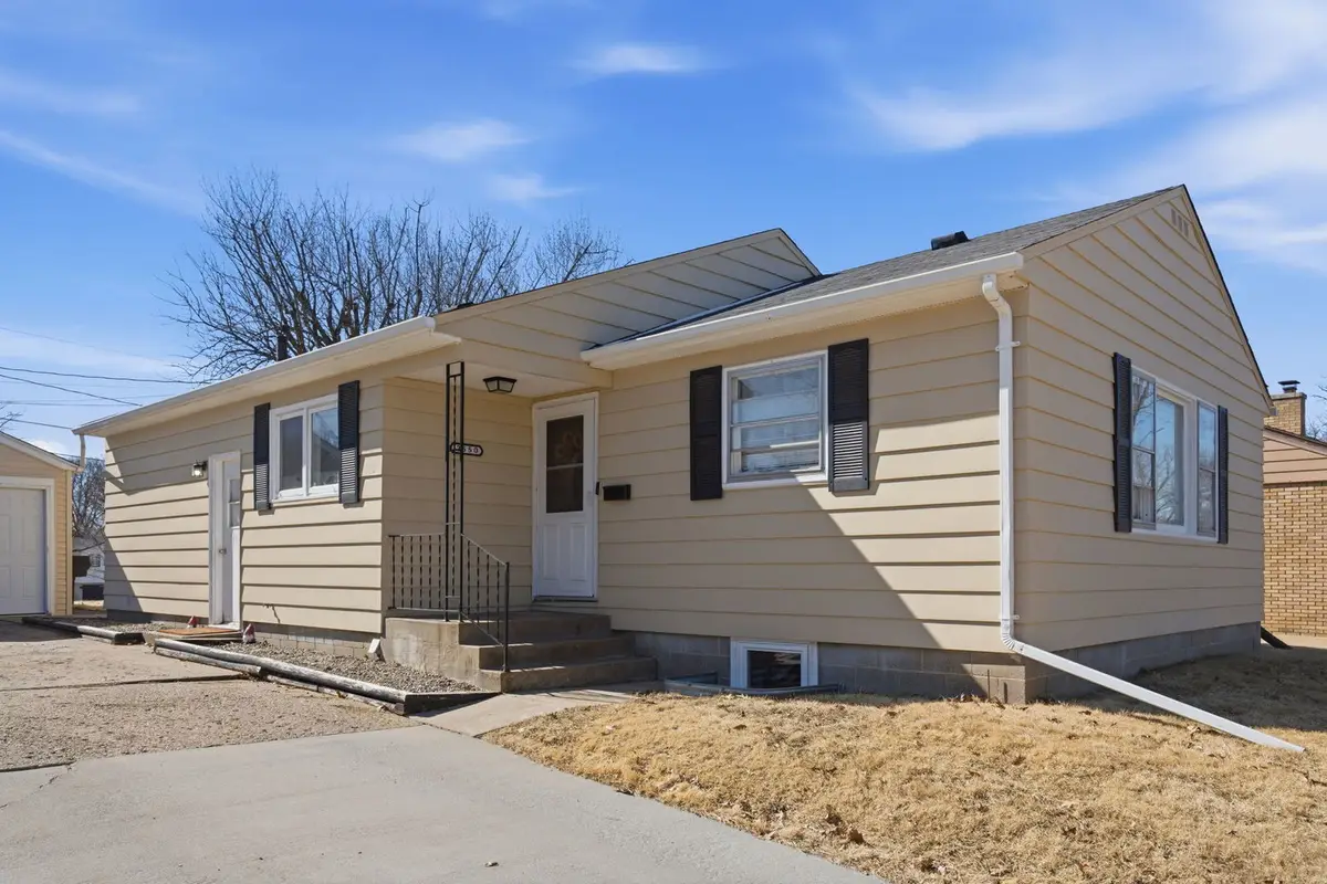 2550 26th Street, Rock Island, IL 61201 - #1