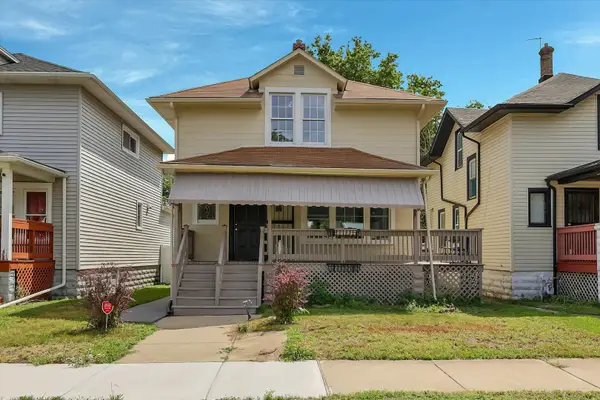 7527 S Chappel Avenue, Chicago, IL 60649